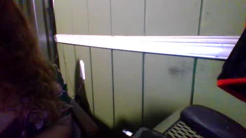 Red online show from November 30, 2025, 3:10 am