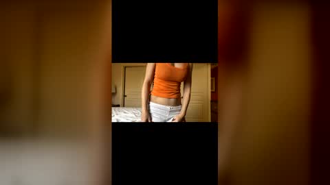 Snapshot of shell2822 chatting on December 2, 2025, 6:14 pm shell2822 online show from December 2, 2025, 6:14 pm