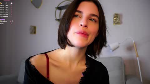 Alex online show from December 3, 2025, 1:24 am