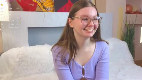 Snapshot of shelleyhayworth chatting on February 19, 2025, 5:16 am Kira online show from February 19, 2025, 5:16 am