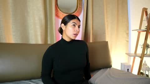  Transmission schedule Monday - Friday 715 am to 200 pm time Colombia  online show from November 26, 2025, 12:17 pm