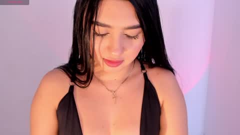 Snapshot of shelly_rohades chatting on May 17, 2026, 5:16 am online show from May 17, 2026, 5:16 am