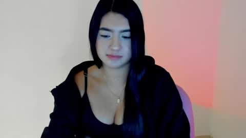 Snapshot of shellyrayhs1 chatting on November 18, 2025, 2:17 am Shelly rayhs online show from November 18, 2025, 2:17 am