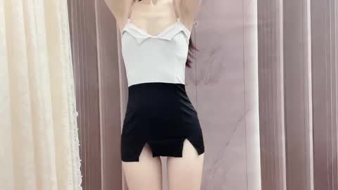 Snapshot of shellysan chatting on March 4, 2026, 2:28 am Shelly online show from March 4, 2026, 2:28 am