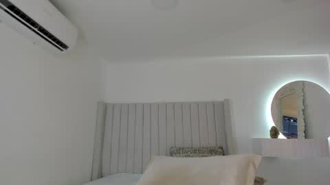 Snapshot of shelynna_azzul chatting on January 16, 2025, 7:41 pm shelynna_azzul online show from January 16, 2025, 7:41 pm