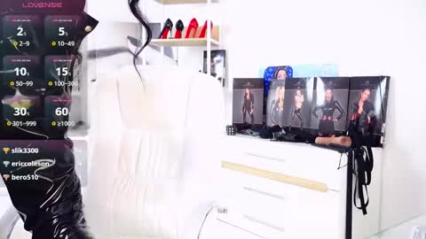 Snapshot of sherlismoon chatting on January 31, 2026, 7:11 pm SherlisMoon online show from January 31, 2026, 7:11 pm