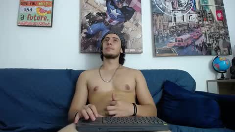 Snapshot of sherlock_holmes_ chatting on January 20, 2025, 11:32 pm Sherlock Holmes online show from January 20, 2025, 11:32 pm