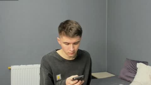 Snapshot of sherlockmax chatting on November 10, 2025, 3:16 am Max online show from November 10, 2025, 3:16 am