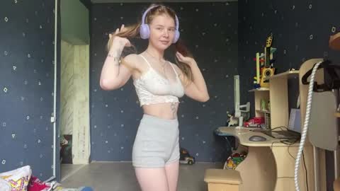 Kaayy online show from May 15, 2026, 7:59 am