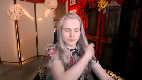 Snapshot of sherributlers chatting on May 24, 2026, 9:03 am Sweet Sherri online show from May 24, 2026, 9:03 am
