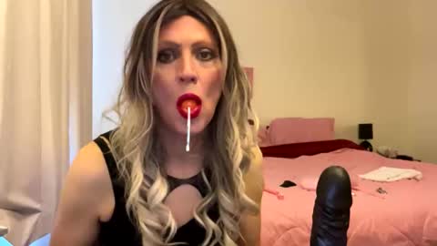 sherrisqs00 online show from March 23, 2026, 10:25 pm