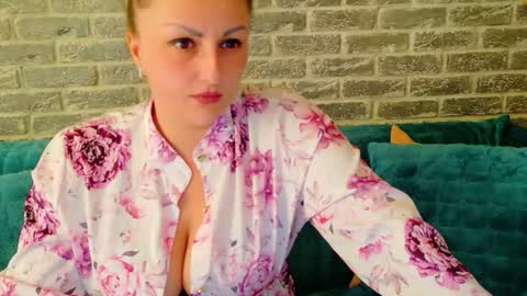 Snapshot of sherry_french chatting on July 30, 2026, 3:33 pm Sherry online show from July 30, 2026, 3:33 pm