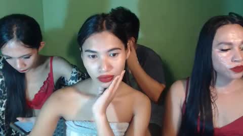 shiela_may online show from May 5, 2026, 3:09 pm
