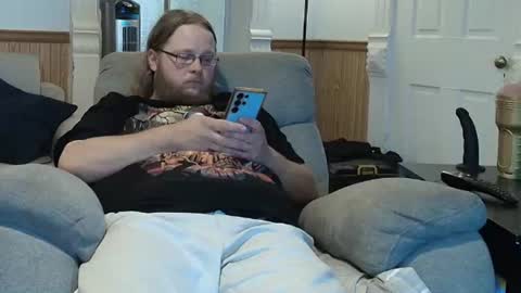 Snapshot of shifty885 chatting on July 3, 2026, 6:25 pm shifty885 online show from July 3, 2026, 6:25 pm