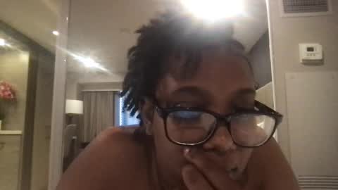 Snapshot of shiishiilove4 chatting on September 12, 2025, 2:00 am shiishiilove4 online show from September 12, 2025, 2:00 am