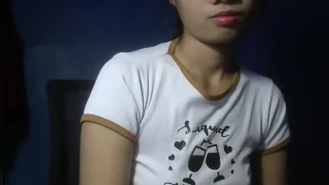 Snapshot of shimmering_kate chatting on December 2, 2024, 1:25 am shimmering_kate online show from December 2, 2024, 1:25 am