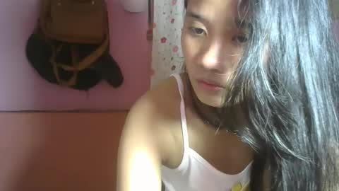 Snapshot of shimmering_kate chatting on December 23, 2024, 1:51 am shimmering_kate online show from December 23, 2024, 1:51 am