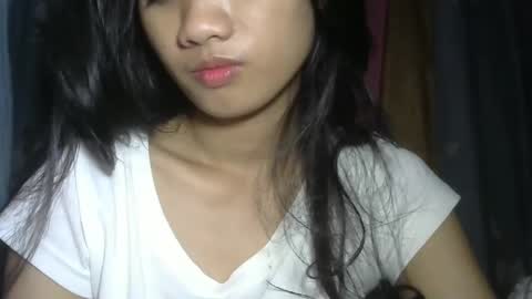 Snapshot of shimmering_kate chatting on February 13, 2025, 10:54 pm shimmering_kate online show from February 13, 2025, 10:54 pm