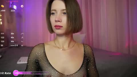 L I A online show from October 11, 2025, 5:22 pm