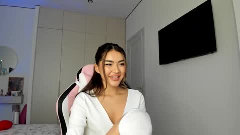 Shineel online show from February 4, 2026, 4:07 am