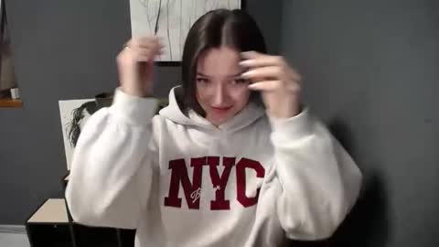 Jesica online show from February 2, 2026, 7:18 am