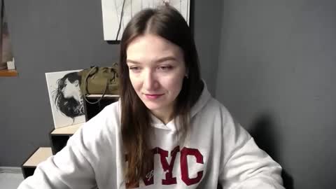 Jesica online show from February 17, 2026, 7:38 am