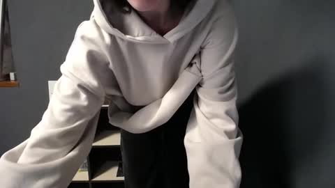 Jesica online show from February 23, 2026, 7:17 am