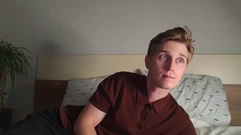 Snapshot of shirizo chatting on September 19, 2025, 3:56 pm Matthew online show from September 19, 2025, 3:56 pm