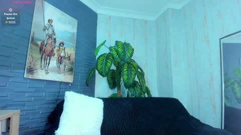 shirley_taylor_ online show from April 10, 2026, 11:37 am