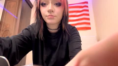 Luna online show from February 3, 2026, 8:36 pm