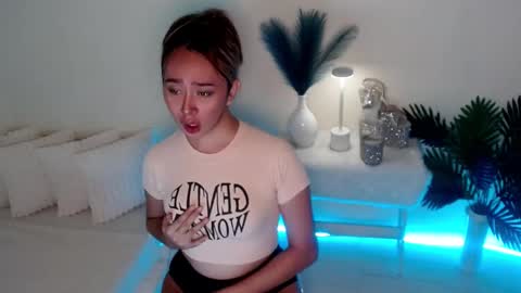 WET AND WILD YHANNA online show from September 19, 2025, 11:05 pm