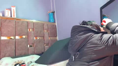 Snapshot of shizuka_wet chatting on December 16, 2025, 3:55 am Shizuka online show from December 16, 2025, 3:55 am