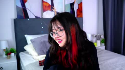 Naomi online show from April 4, 2026, 12:24 pm