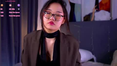 Naomi online show from May 1, 2026, 11:26 am