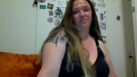 Snapshot of shootingstarr747 chatting on June 10, 2026, 8:19 pm shootingstarr747 online show from June 10, 2026, 8:19 pm