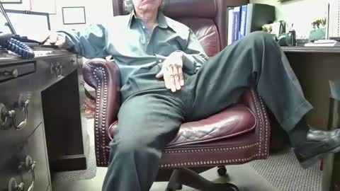 nikolas send dm for an appointment online show from February 18, 2026, 5:31 pm