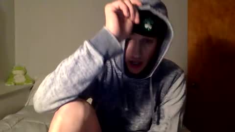 shortiesn40s online show from March 19, 2026, 4:49 am