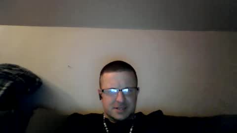 shortmel online show from April 21, 2026, 5:47 am