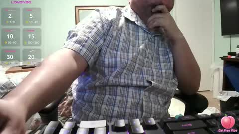 Snapshot of shortmex24br chatting on March 25, 2026, 8:42 am Jose R online show from March 25, 2026, 8:42 am