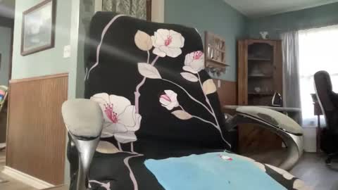 Snapshot of shortthickcock57 chatting on October 12, 2025, 10:53 pm shortthickcock57 online show from October 12, 2025, 10:53 pm