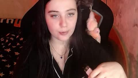 Snapshot of show_for_you chatting on December 18, 2025, 4:57 pm show_for_you online show from December 18, 2025, 4:57 pm