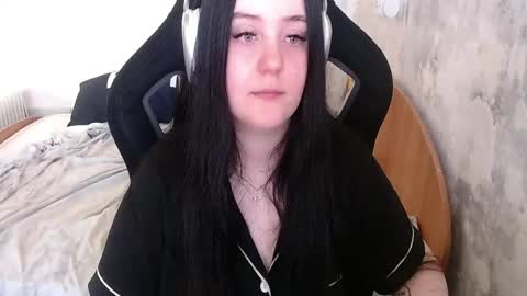 show_for_you online show from April 16, 2026, 8:04 am