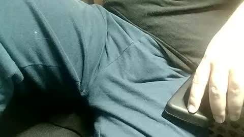 Snapshot of show_off_89 chatting on November 17, 2025, 3:51 pm show_off_89 online show from November 17, 2025, 3:51 pm