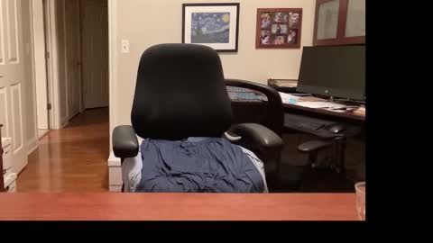 Chicago Guy online show from January 19, 2026, 6:39 am