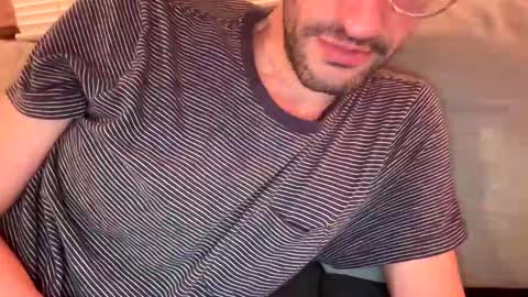 showoffnyc online show from October 5, 2025, 6:01 am