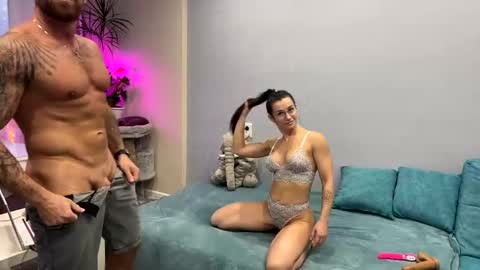 Mary and Piter online show from December 4, 2024, 3:59 am