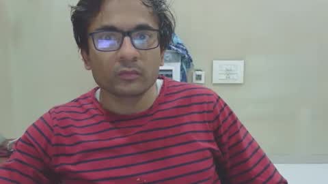 shubhamkhandelwal123 online show from January 5, 2026, 6:11 pm