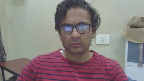 shubhamkhandelwal123 online show from February 3, 2026, 4:12 pm