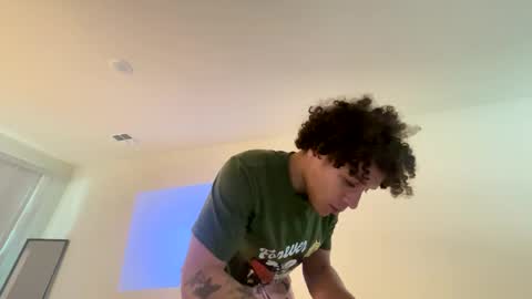 Snapshot of shurthingxx chatting on March 9, 2025, 4:44 pm shurthingxx online show from March 9, 2025, 4:44 pm