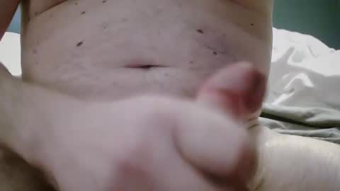 Snapshot of shutterbug989 chatting on February 27, 2025, 2:32 am shutterbug989 online show from February 27, 2025, 2:32 am